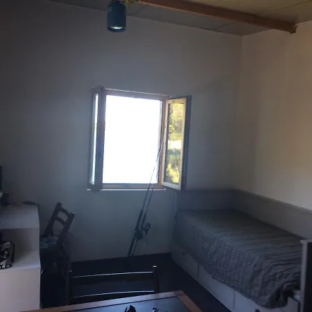 Vakantiehuis Robinson House Vucelic *