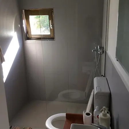 Vakantiehuis Robinson House Vucelic *
